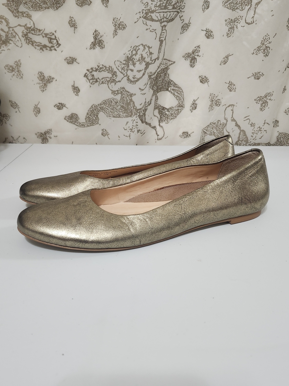 Walking Cradles Bronwyn Gold Leather Ballet Flats Round Toe Cushioned US 11N